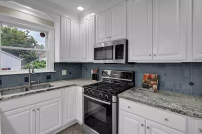 325 W 6th Avenue, Columbus, OH 43201 - Photo 13