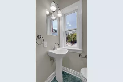 325 W 6th Avenue, Columbus, OH 43201 - Photo 21