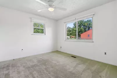 2430 W Choctaw Drive, London, OH 43140 - Photo 13