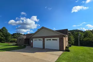 45330 Maple View Cir, Caldwell, OH 43724 - Photo 3