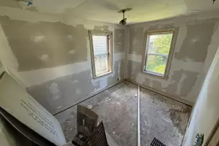883 Barnett Rd, Columbus, OH 43227 - Photo 9