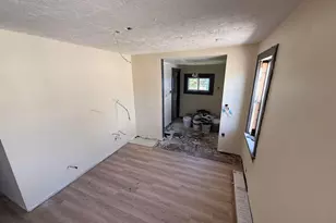 883 Barnett Rd, Columbus, OH 43227 - Photo 11