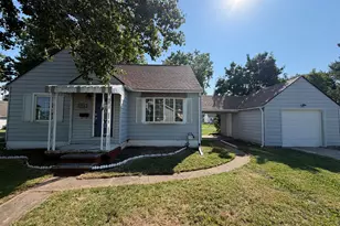 956 Meda Ave, Lancaster, OH 43130 - Photo 1