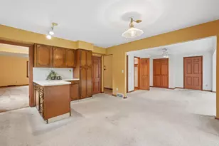 898 Plum Ridge, Columbus, OH 43213 - Photo 15