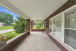 77 Wetmore Rd, Columbus, OH 43214 - Photo 3
