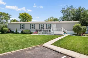 62 Woodcrest Dr, Marysville, OH 43040 - Photo 1