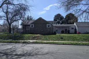 1914 W Mound St, Columbus, OH 43223 - Photo 3