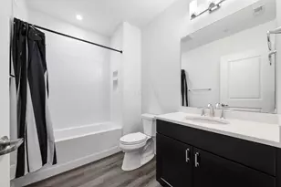 225 John H McConnell Blvd, Columbus, OH 43215 - Photo 19