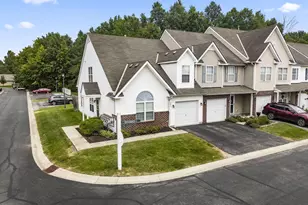 8386 Diversey Loop, Blacklick, OH 43004 - Photo 1