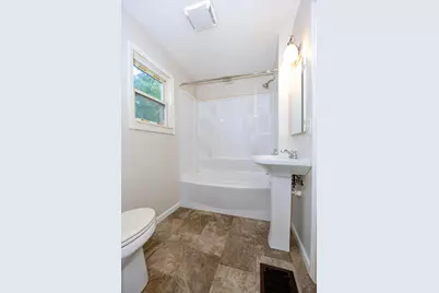 324 N Market Street, Loudonville, OH 44842 - Photo 17