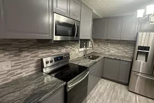 6656 Wembley Ct, Reynoldsburg, OH 43068 - Photo 9
