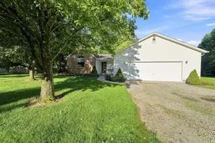 13671 Wagram Rd NW, Pickerington, OH 43147 - Photo 7