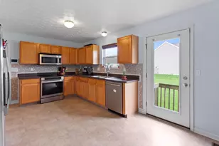 3958 Snowshoe Ave, Grove City, OH 43123 - Photo 9