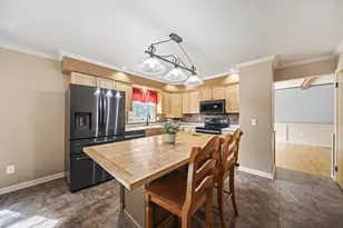 6909 Ardelle Dr, Reynoldsburg, OH 43068 - Photo 5