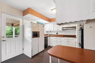 1047 Oberlin Dr, Columbus, OH 43221 - Photo 9
