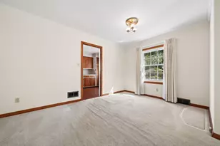 558 Acton Rd, Columbus, OH 43214 - Photo 11