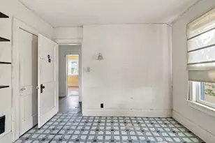 70 E Pacemont Rd, Columbus, OH 43202 - Photo 35