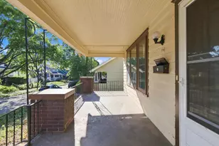 70 E Pacemont Rd, Columbus, OH 43202 - Photo 11