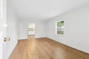 291 E Lincoln Ave, Columbus, OH 43214 - Photo 17