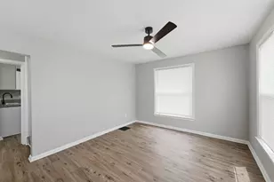 2246 W Mound St, Columbus, OH 43223 - Photo 5