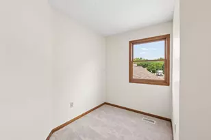 559 Spg Brk Ct E, Westerville, OH 43081 - Photo 33