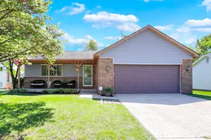 6427 Firethorn Ave, Reynoldsburg, OH 43068 - Photo 1