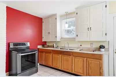 233 E Jenkins Avenue, Columbus, OH 43207 - Photo 11
