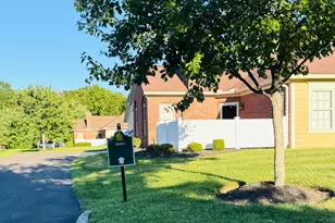 4666 Wenham Park, Columbus, OH 43230 - Photo 9