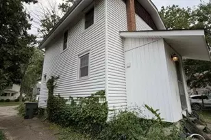 273 Clinton Heights Ave, Columbus, OH 43202 - Photo 3