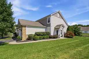 5098 Bayonne Ln, Columbus, OH 43221 - Photo 1