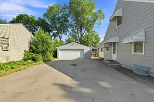 2248 Fenton St, Columbus, OH 43224 - Photo 27