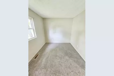 2779 McGuffey Road, Columbus, OH 43211 - Photo 25