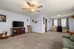 664 Edgefield Dr, Marion, OH 43302 - Photo 7
