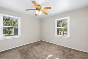 685 Valerie Ln, Whitehall, OH 43213 - Photo 17