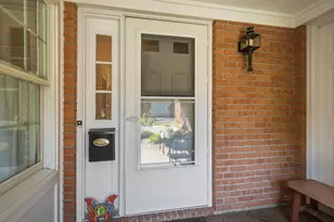 536 W Broadway, Granville, OH 43023 - Photo 7