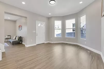 632 E 2nd Avenue, Columbus, OH 43201 - Photo 23