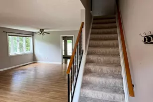 1938 Rockdale Dr, Columbus, OH 43229 - Photo 5