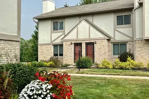 1938 Rockdale Dr, Columbus, OH 43229 - Photo 3