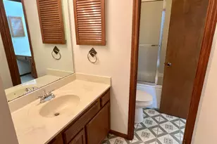 1938 Rockdale Dr, Columbus, OH 43229 - Photo 19