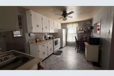 996 3rd Street, Logan, OH 43138 - Photo 7