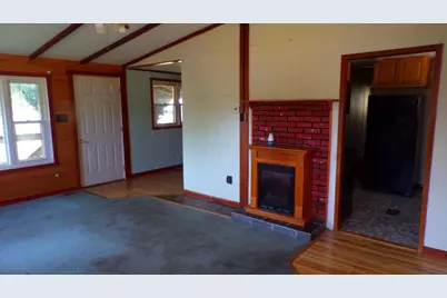 5323 Marietta Avenue, Nelsonville, OH 45764 - Photo 3