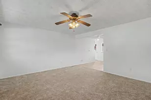 5608 Storck Dr, Huber Heights, OH 45424 - Photo 9