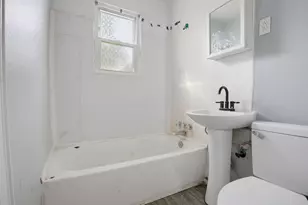 2576 Beulah Rd, Columbus, OH 43211 - Photo 25