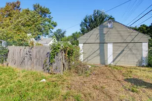 2576 Beulah Rd, Columbus, OH 43211 - Photo 11