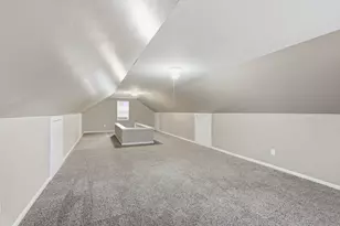1080 Meadowdale Ave, Columbus, OH 43219 - Photo 17
