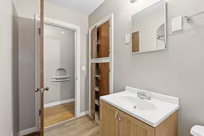 1080 Meadowdale Avenue, Columbus, OH 43219 - Photo 19