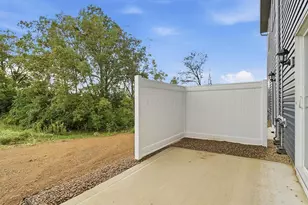1382 Marinelli Dr E, Columbus, OH 43228 - Photo 37