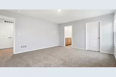 1382 Marinelli Drive E, Columbus, OH 43228 - Photo 23