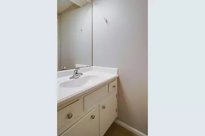 1689 Saint Albans Court #22-89, Columbus, OH 43220 - Photo 21