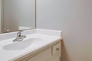 1689 St Albans Ct, Columbus, OH 43220 - Photo 21